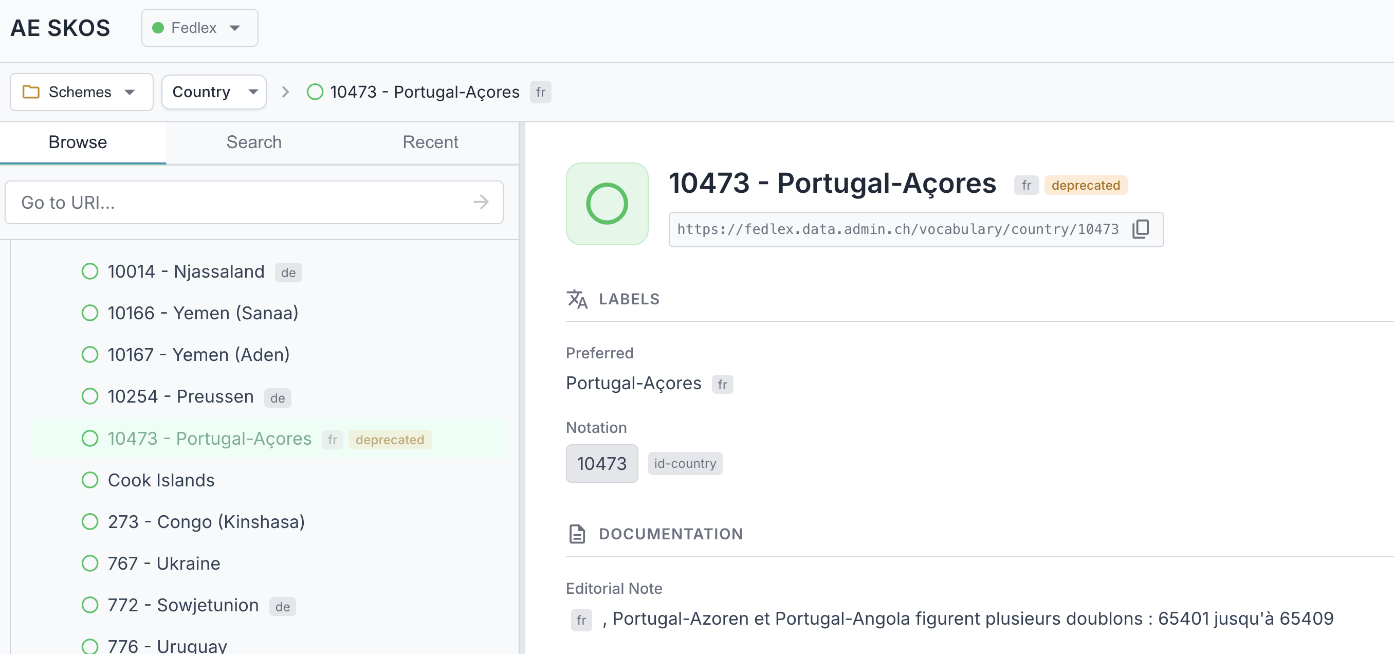 Deprecated concept in tree with badge